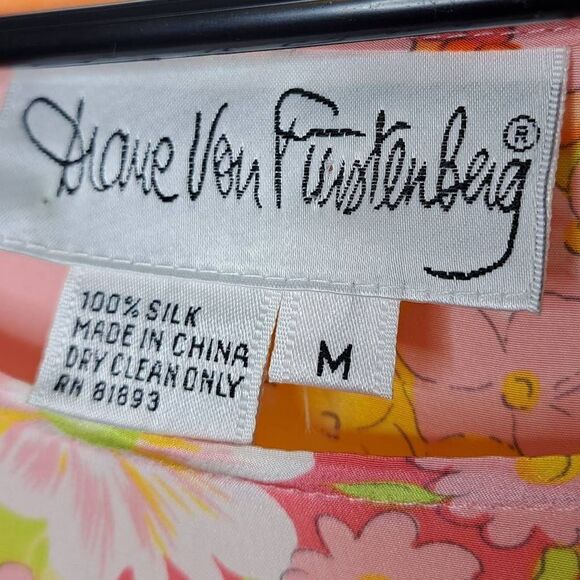 Diane Von Furstenberg Women's Vintage Silk Floral Blouse size Medium - Picture 5 of 5